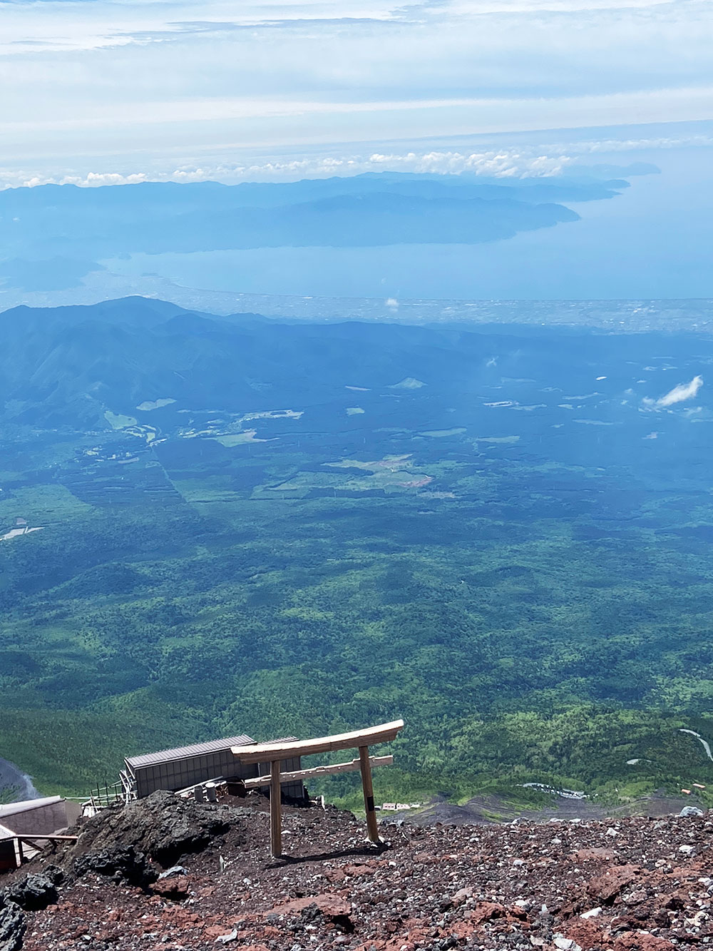 浅間大社奥宮浅間神社の入り口の鳥居を通過!