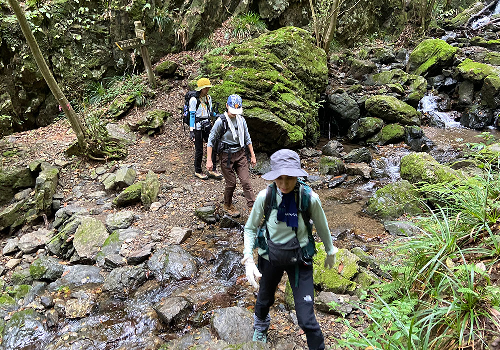 棒ノ折山・第二ゴルジュへ